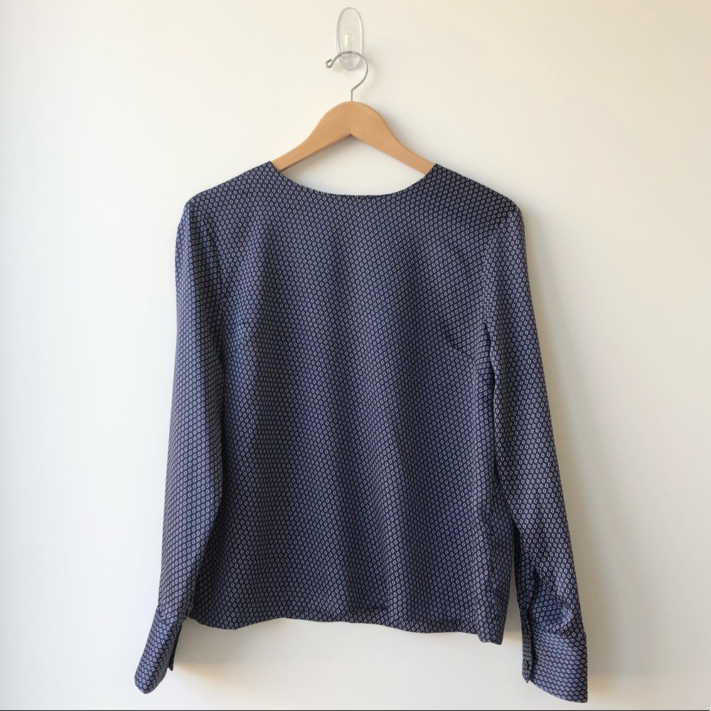 Banana Republic Long Sleeve Button Back Navy Blouse - Size M
